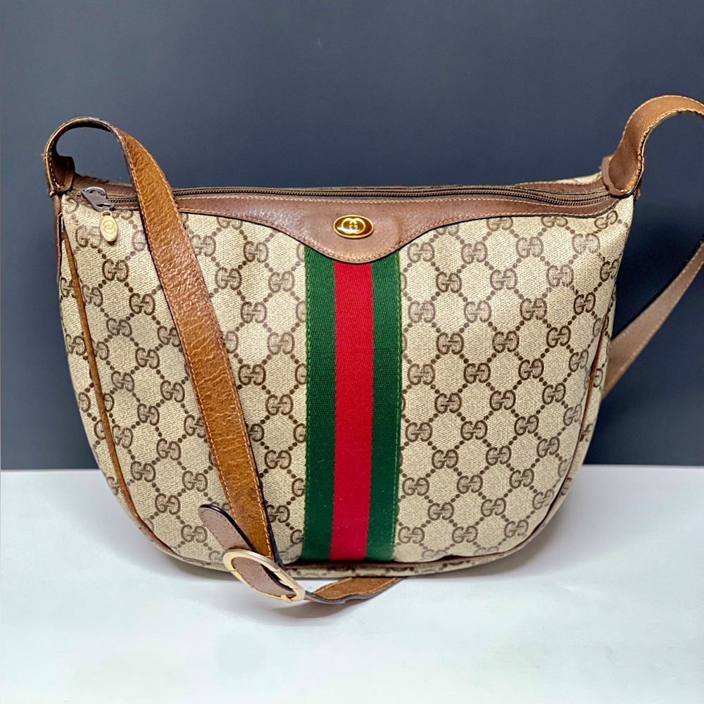Authentic Gucci GG Supreme Ophidia bag